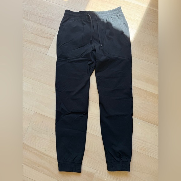 Lululemon ABC Jogger - Picture 1 of 4